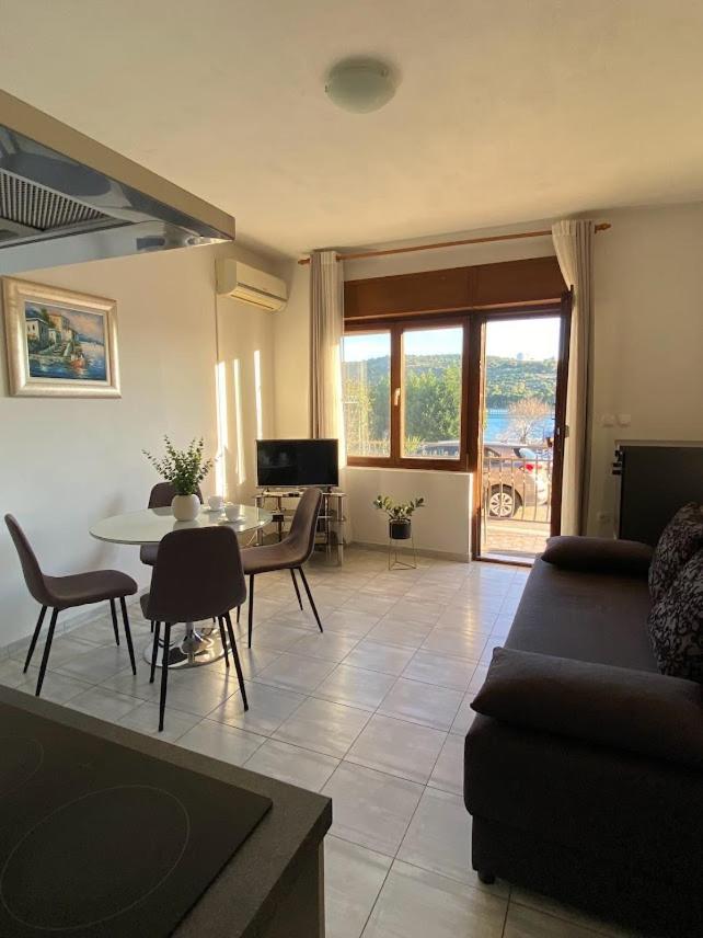 Apartment Kate Τρογκίρ Εξωτερικό φωτογραφία